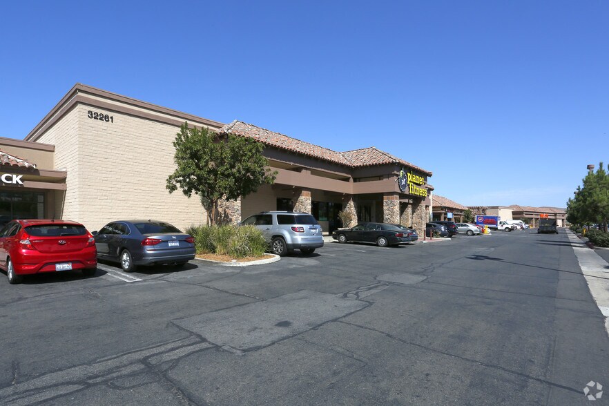 More Photos Of 32231-32291 Mission Trail Rd, Lake Elsinore Unknown For Lease