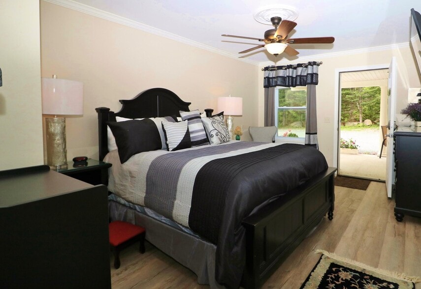 More Photos Of 1174 US 2, Randolph Hospitality For Sale