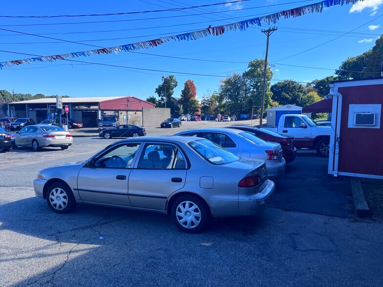 More Photos Of 620 Pond St, Woonsocket General Retail For Sale