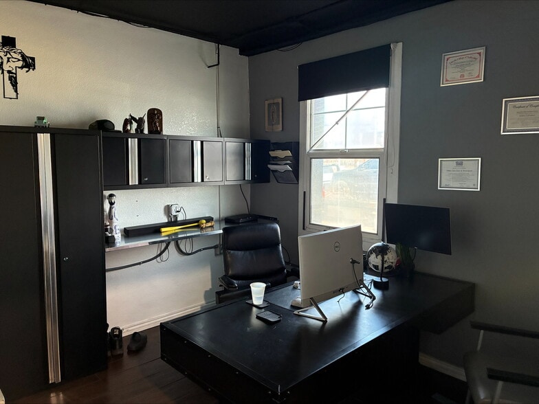 More Photos Of 5380 N Federal Blvd, Denver Auto Repair For Sale