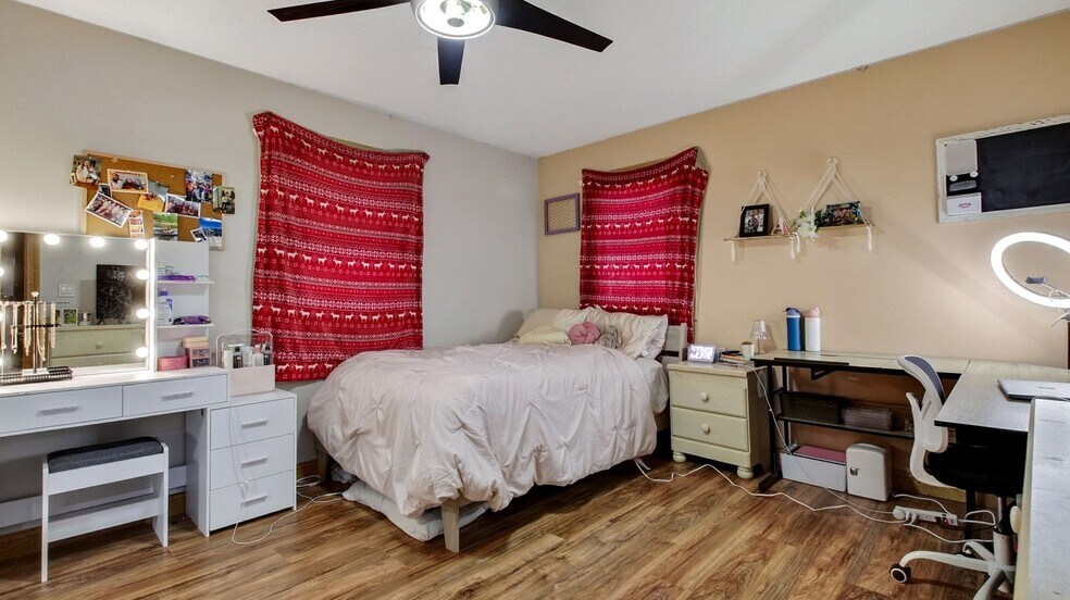 More Photos Of 1631 US Highway 8, Barron Auto Salvage Facility For Sale