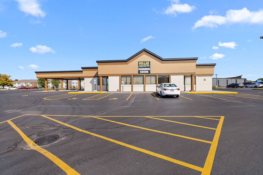 More Photos Of 245 N Peters Ave, Fond Du Lac General Retail For Sale