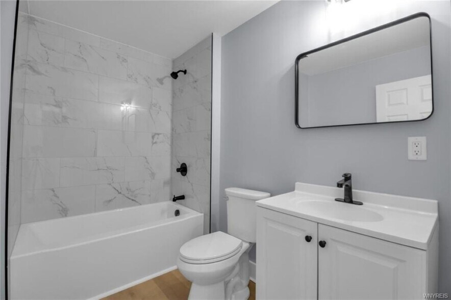 More Photos Of 49 William St, Tonawanda Apartments For Sale