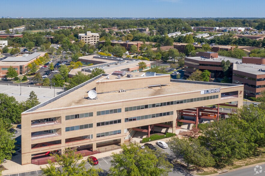 More Photos Of 11240 Waples Mill Rd, Fairfax Office For Lease