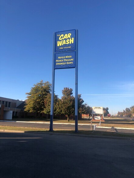 More Photos Of 1711 N Meridian Ave, Oklahoma City Carwash For Sale