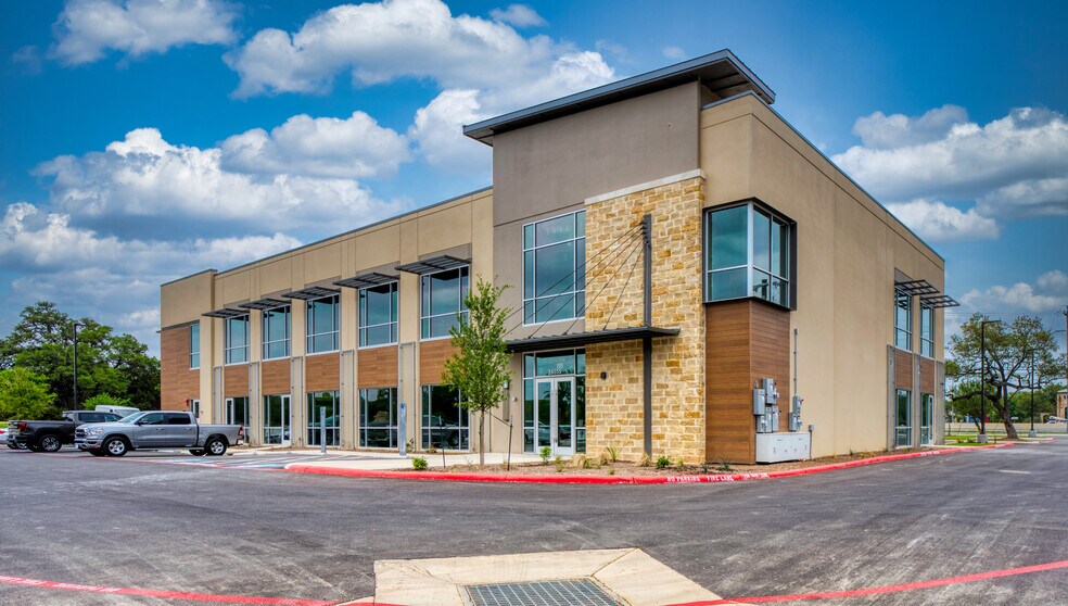 More Photos Of 25555 W IH-10, San Antonio Medical For Lease