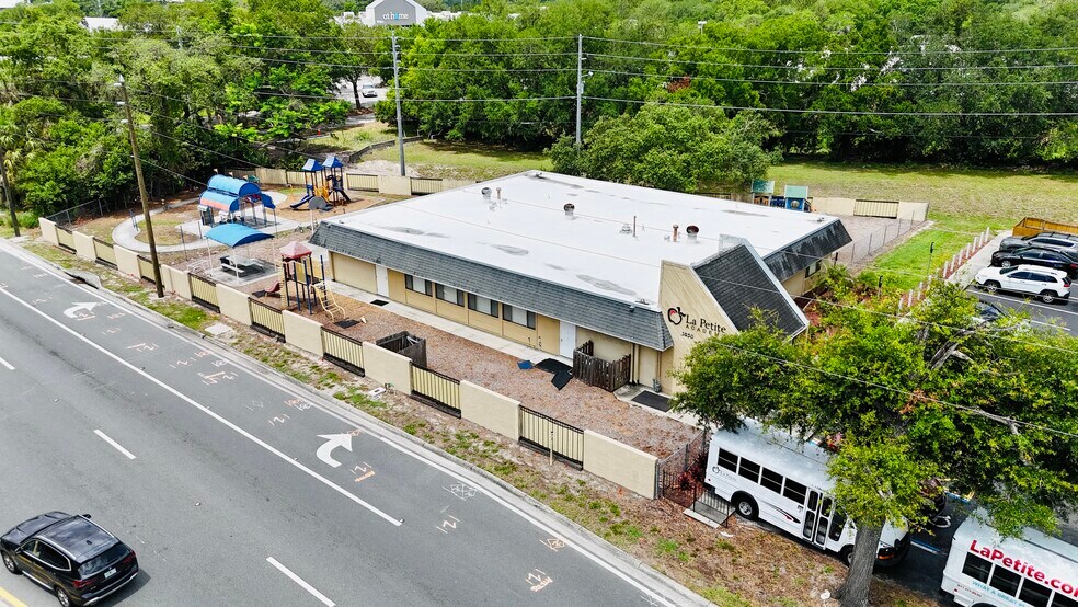 More Photos Of 3850 Lake Emma Rd, Lake Mary Daycare Center For Lease