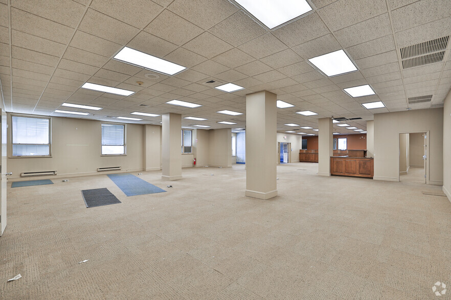 More Photos Of 13-51 River Rd, Fair Lawn General Retail For Sale