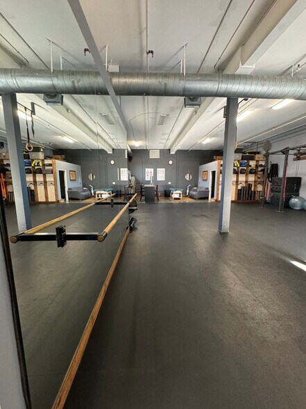 More Photos Of 1438-1444 9th St, Santa Monica Loft Creative Space For Sale