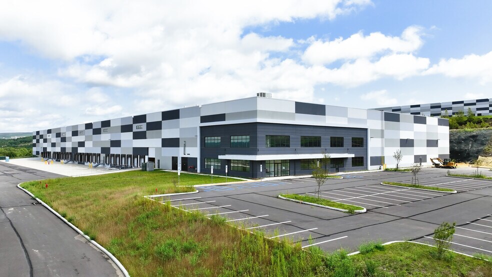 Primary Photo Of Alberigi Dr, Jessup Distribution For Lease