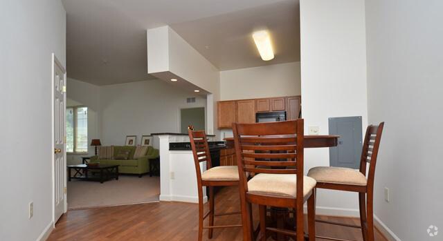 More Photos Of 1220 N King St, Hampton Apartments For Lease