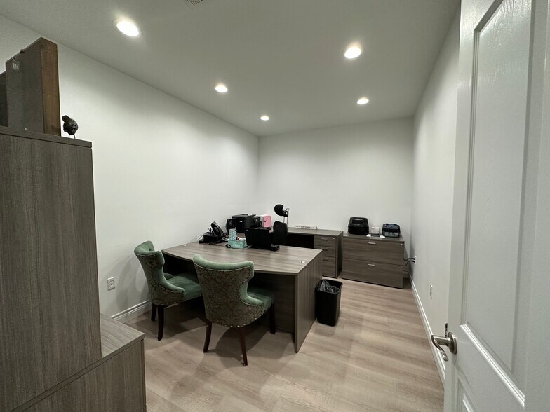 More Photos Of 21224 FM 2100 Rd, Crosby Warehouse For Sale