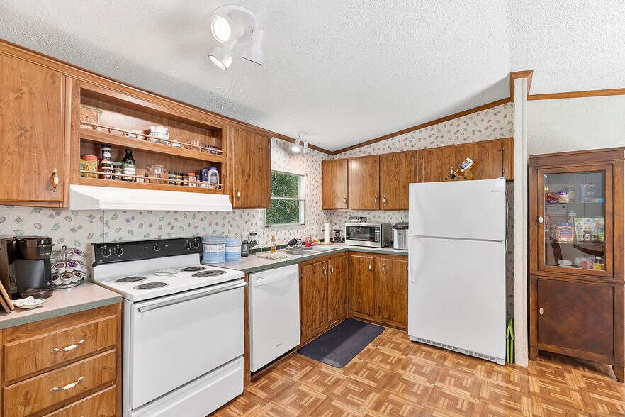 More Photos Of 26298 Hwy 105 W, Montgomery Land For Sale