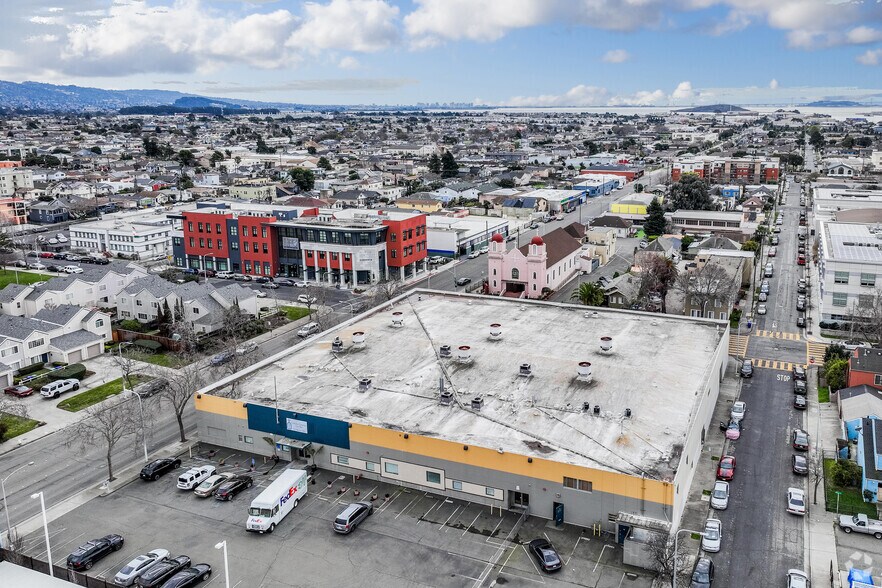 More Photos Of 217 Harbour Way, Richmond Distribution For Lease