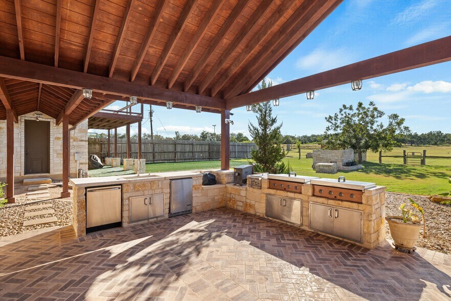 More Photos Of 31300 Ranch Road 12, Dripping Springs Specialty For Sale