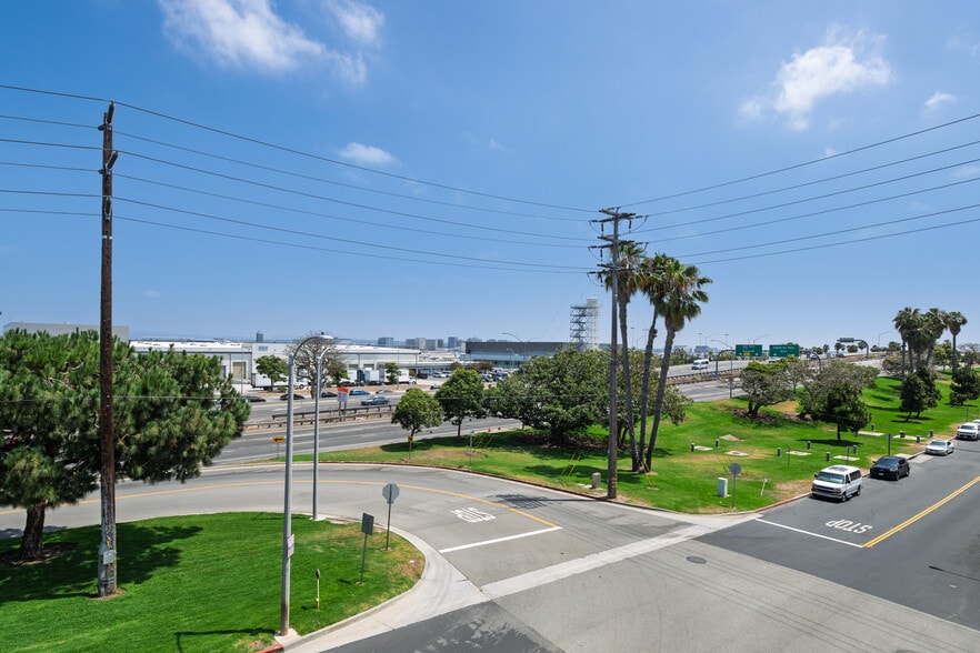 More Photos Of 1320 E Imperial Ave, El Segundo Loft Creative Space For Sale