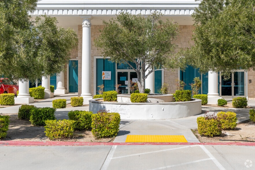 More Photos Of 42455 10th St W, Lancaster Office For Lease