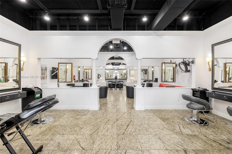 More Photos Of 520 Biltmore Way, Coral Gables Storefront Retail Office For Sale