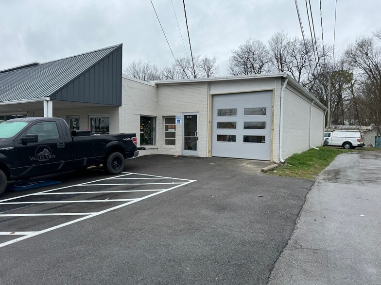 More Photos Of 901 Riverside Dr, Columbia Storefront Retail Office For Lease