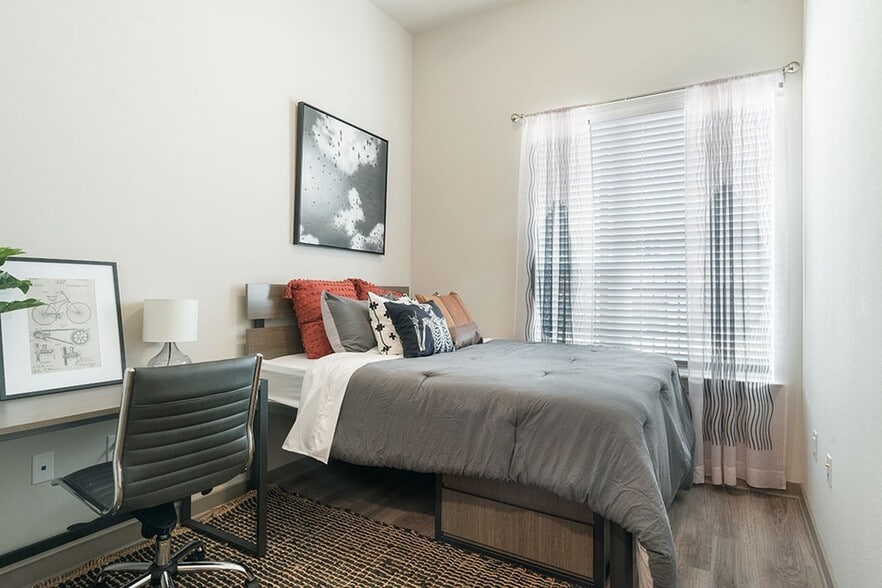 More Photos Of 3000 Northside Blvd, Richardson Multifamily For Sale