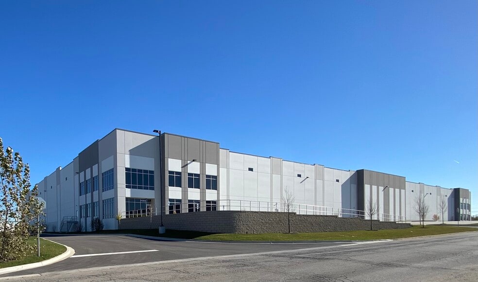 Primary Photo Of 9150 W 55th St, McCook Warehouse For Lease