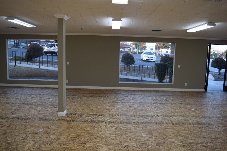 More Photos Of 2810-2856 Hamner Ave, Norco Unknown For Lease