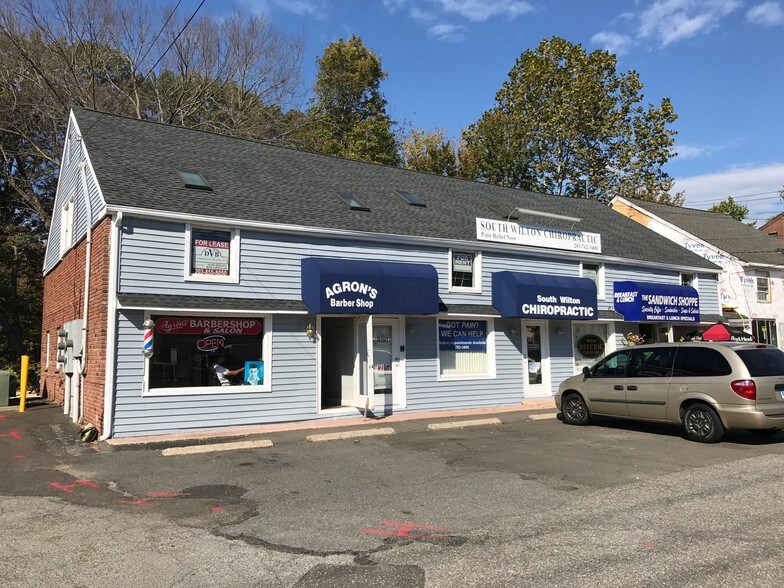 More Photos Of 5-7 Danbury Rd, Wilton Storefront Retail Office For Lease