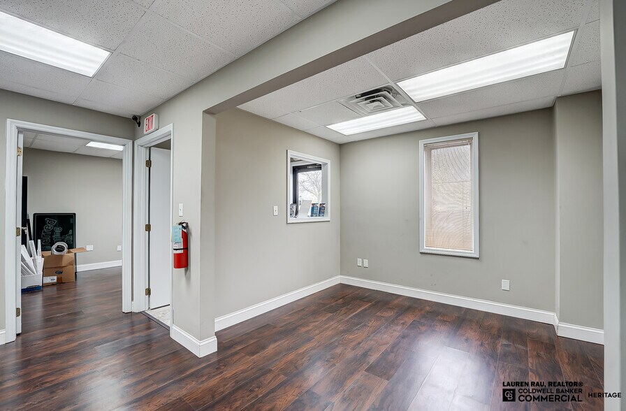 More Photos Of 400-460 Fame Rd, Dayton Light Distribution For Lease