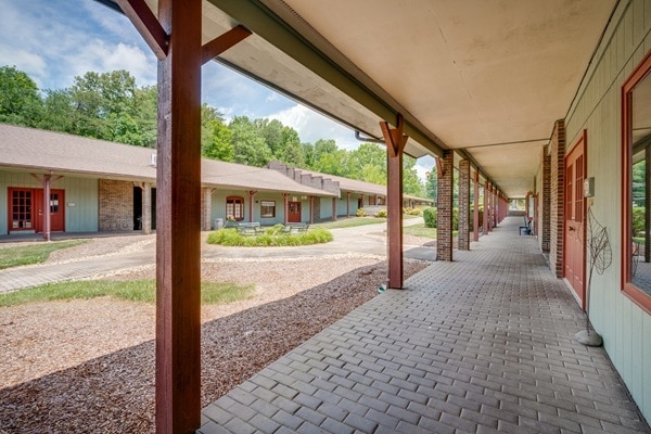 More Photos Of 2700 S Roan St, Johnson City Medical For Lease