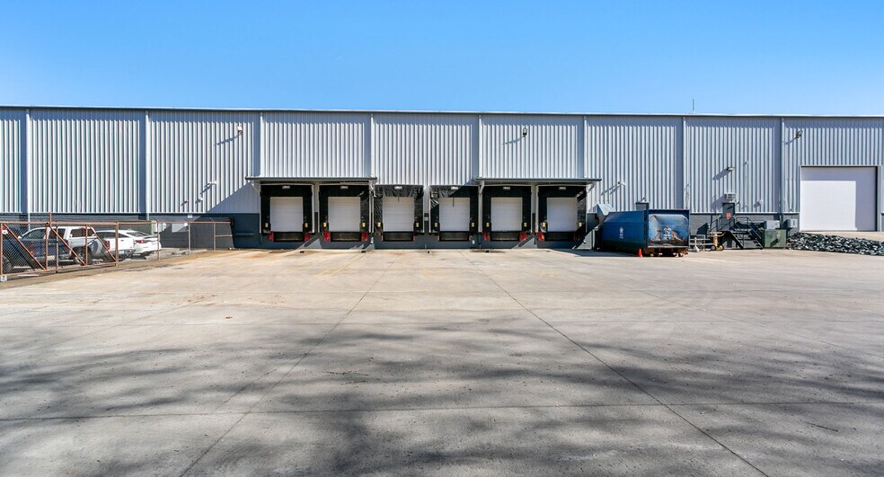 More Photos Of 4300 Old Greensboro Rd, Winston-Salem Warehouse For Lease