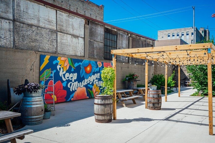 More Photos Of 794 Pine St, Muskegon Coworking Space