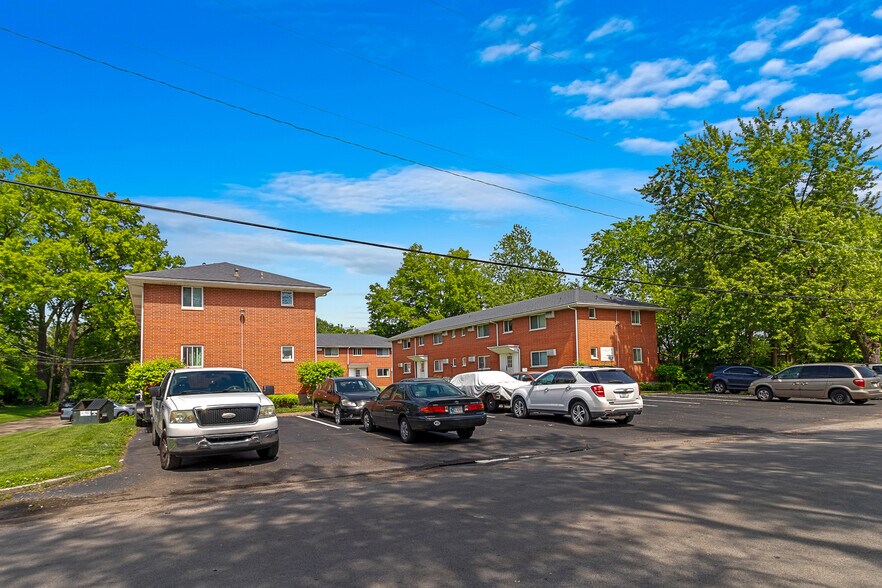 More Photos Of 820 French St, Jeffersonville Apartments For Sale