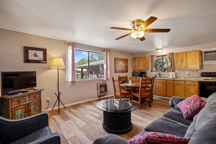More Photos Of 93 Catwalk, Glenwood Trailer Camper Park For Sale