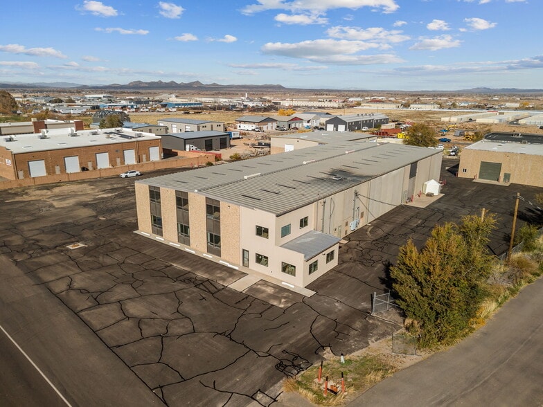 More Photos Of 1342 W Industrial Rd, Cedar City Warehouse For Lease