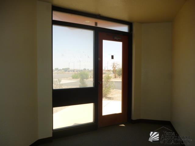 More Photos Of 642 E 39th Pl, Yuma Flex For Sale