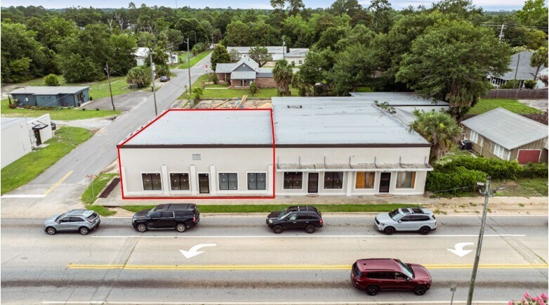 Primary Photo Of 6780 Caroline St, Milton General Retail For Lease