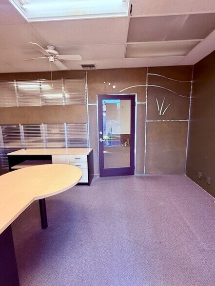 More Photos Of 73350 El Paseo, Palm Desert Storefront Retail Office For Sale