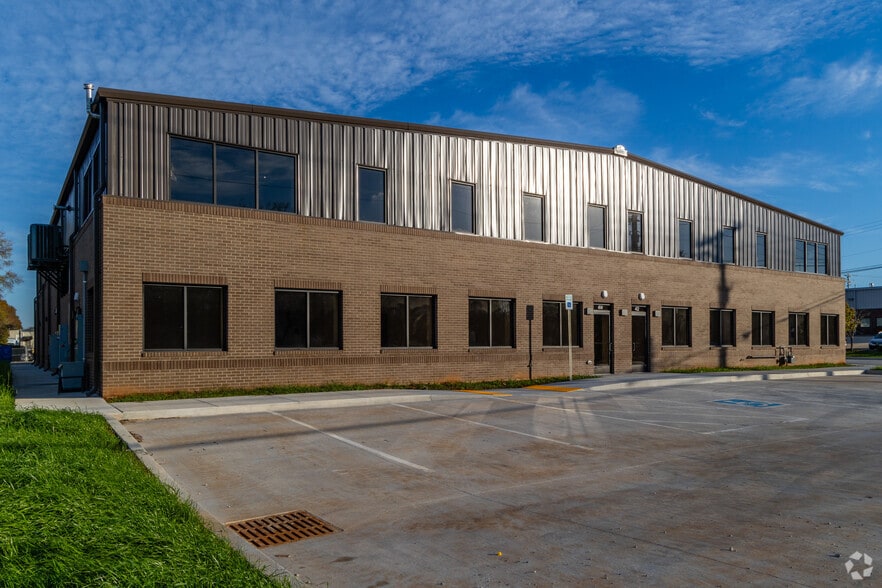 More Photos Of 410 Weakley Ln, Smyrna Warehouse For Sale