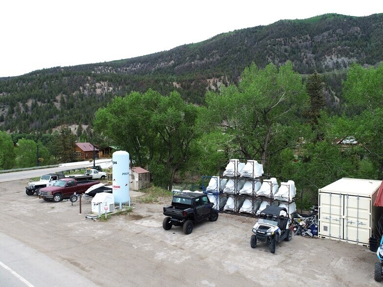 More Photos Of 809 N State Highway 149, Lake City Convenience Store For Sale