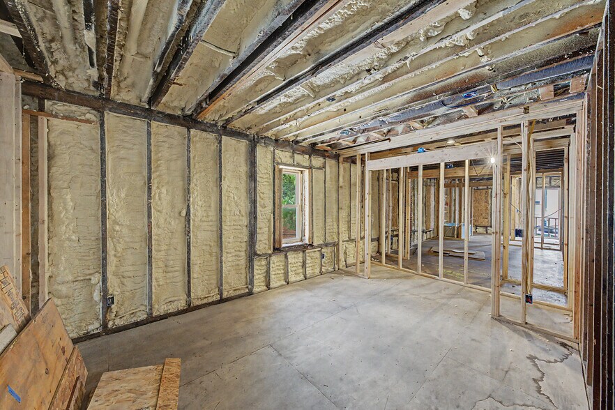 More Photos Of 726 12th St, Belle Plaine Specialty For Sale