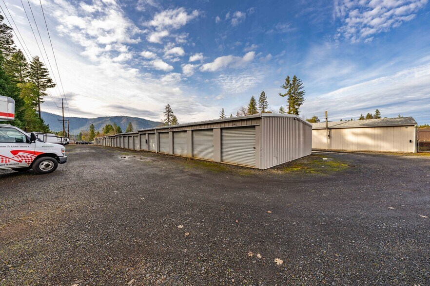 More Photos Of 25657 Redwood Hwy, Cave Junction Self Storage For Sale