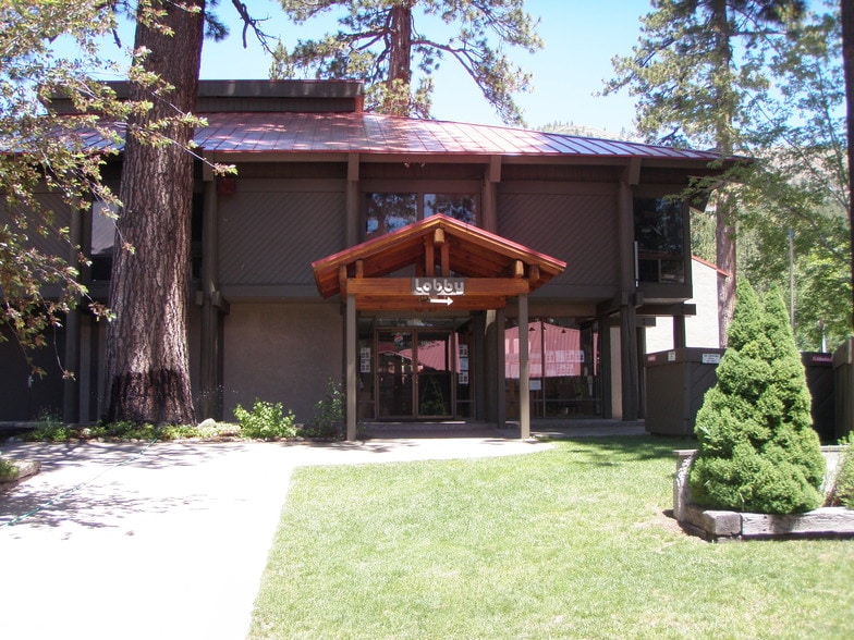 More Photos Of 15695 Donner Pass Rd, Truckee Office For Lease