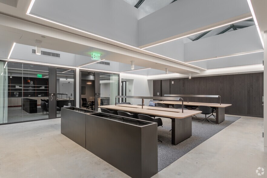 More Photos Of 1500 K St NW, Washington Office For Lease