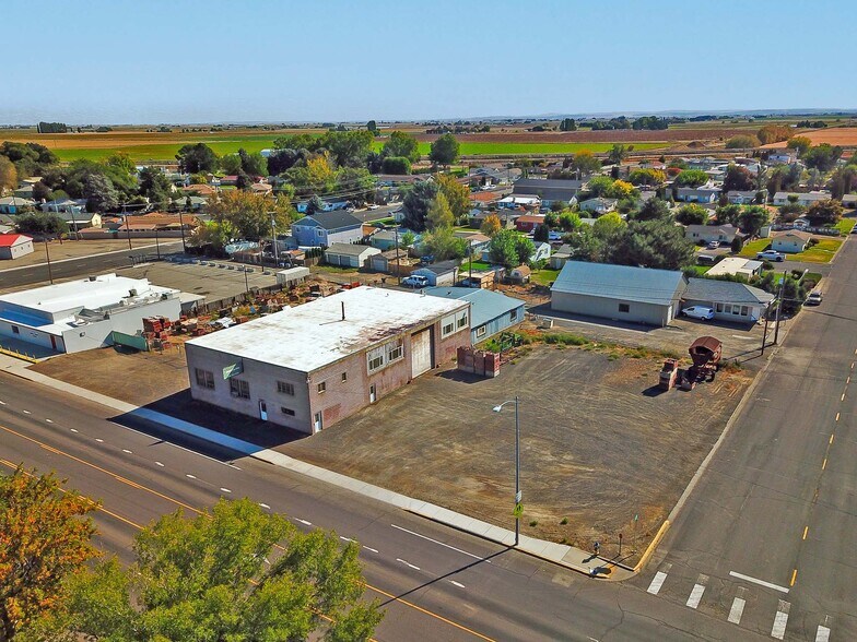 More Photos Of 512 F St SE, Quincy Manufacturing For Sale