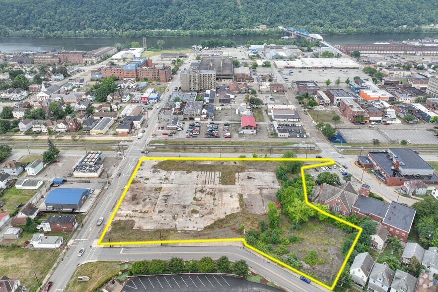 More Photos Of 700 Constitution Blvd, New Kensington Land For Sale