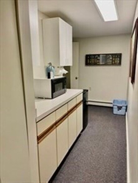 More Photos Of 30-32 William St, New Bedford Office For Sale