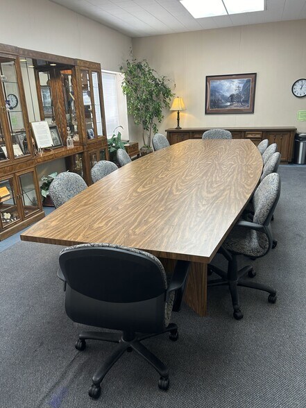 More Photos Of 102 N Shiloh Rd, Garland Office For Lease