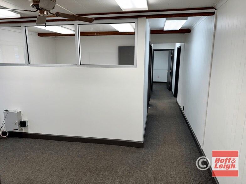 More Photos Of 2110 Naegele Rd, Colorado Springs Warehouse For Sale