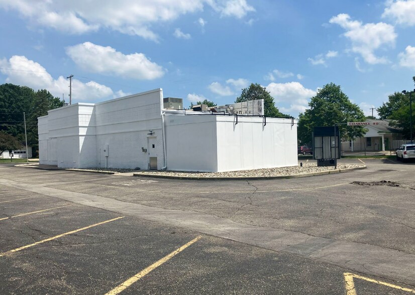 More Photos Of 1317 N Eaton St, Albion Fast Food For Sale