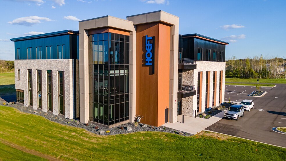 Primary Photo Of 5410 Sevens Pky, Eau Claire Office For Lease